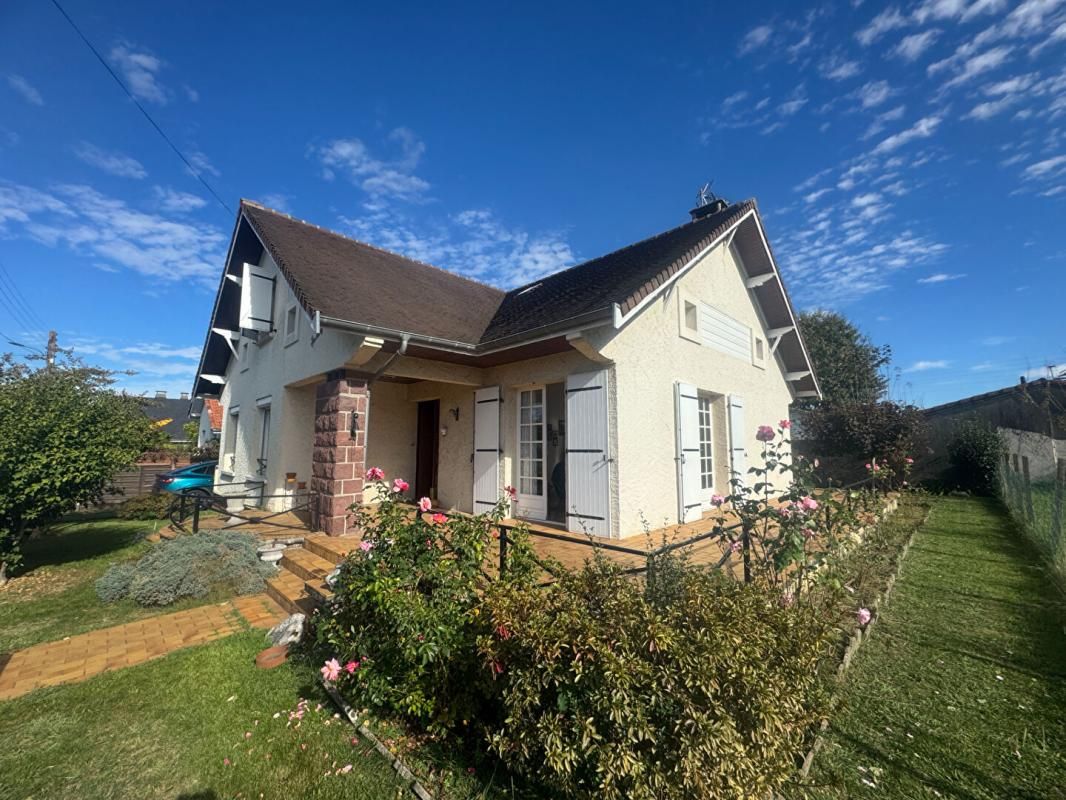 Maison de 7 pièces et garage - Pau nord