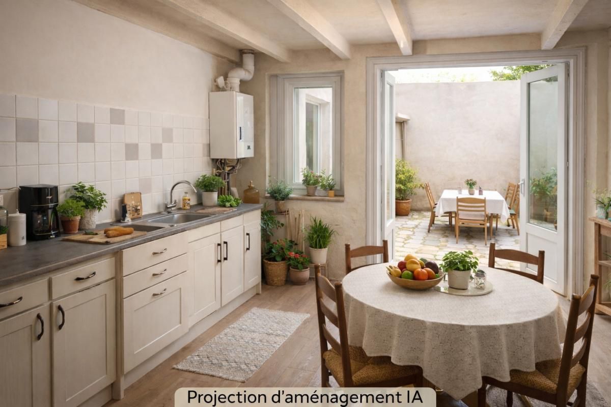 Rouillac - Centre Ville 120 m² , 4 chambres, avec cour et garage