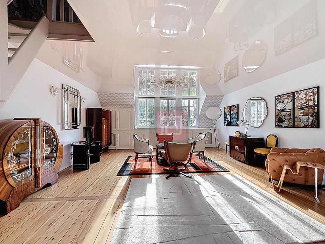 Aux portes de Honfleur avec vue sur le pont de Normandie