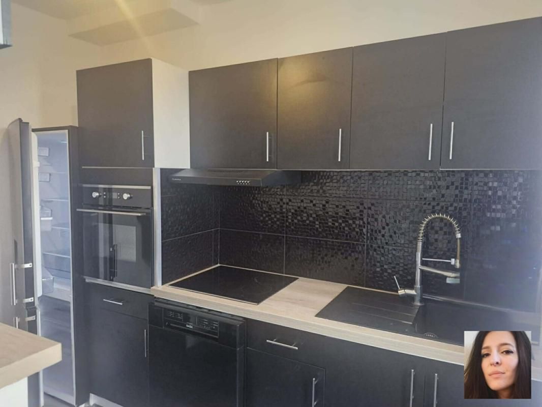 Appartement Vidauban 2 pièce(s) de 78m² entièrement rénové avec studio indépendant de 30m²