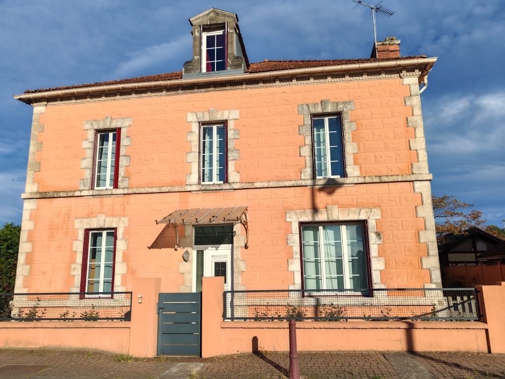 Maison Rion Des Landes 5 pièce(s) 207 m2
