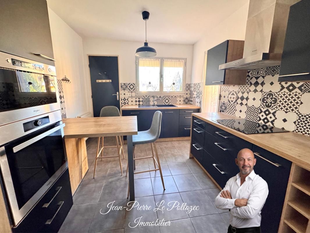 Appartement 5 pièce(s) 101 m2 avec parking