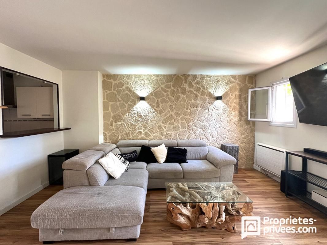 Maison Frejus 3 pièces avec jardin et stationnements privatifs