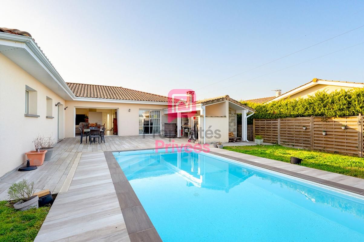 Maison familiale 175 m² - Piscine chauffée - Garage double - Saint-Loubès