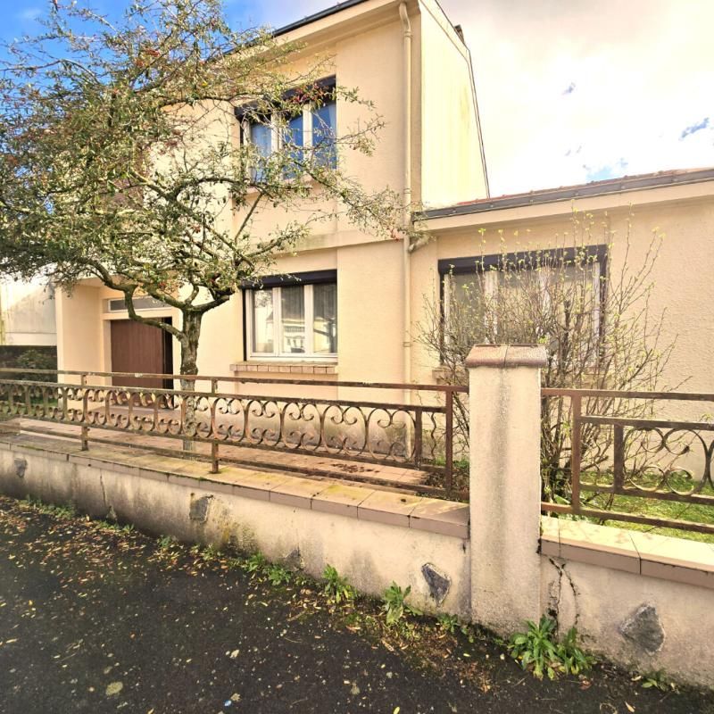 BEAUJOIRE/PARIDIS : maison en impasse privée à rénover