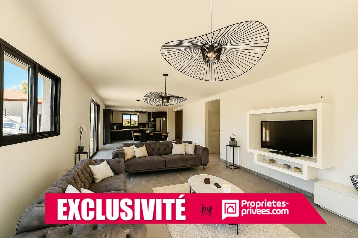 Plain-pied 2021 ,Lumineuse & clé en main .Secteur recherché de Villerest