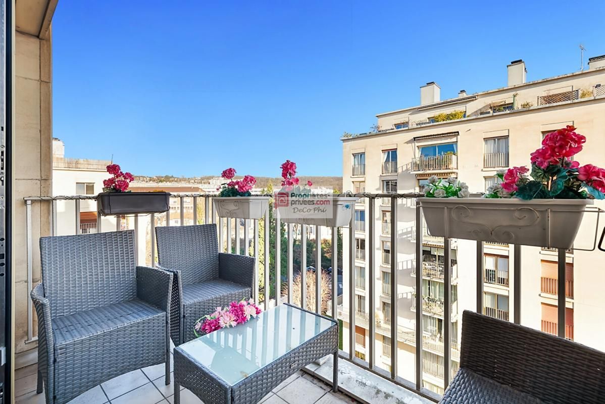 Appartement TBE 5 pièces 115 m2 Balcon étage élevé