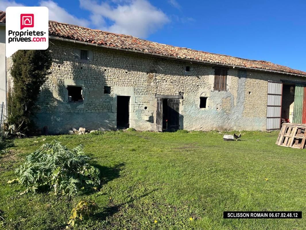 Grange Mortiers - 140 m2 - terrain clos - PRIX 64 990 HAI