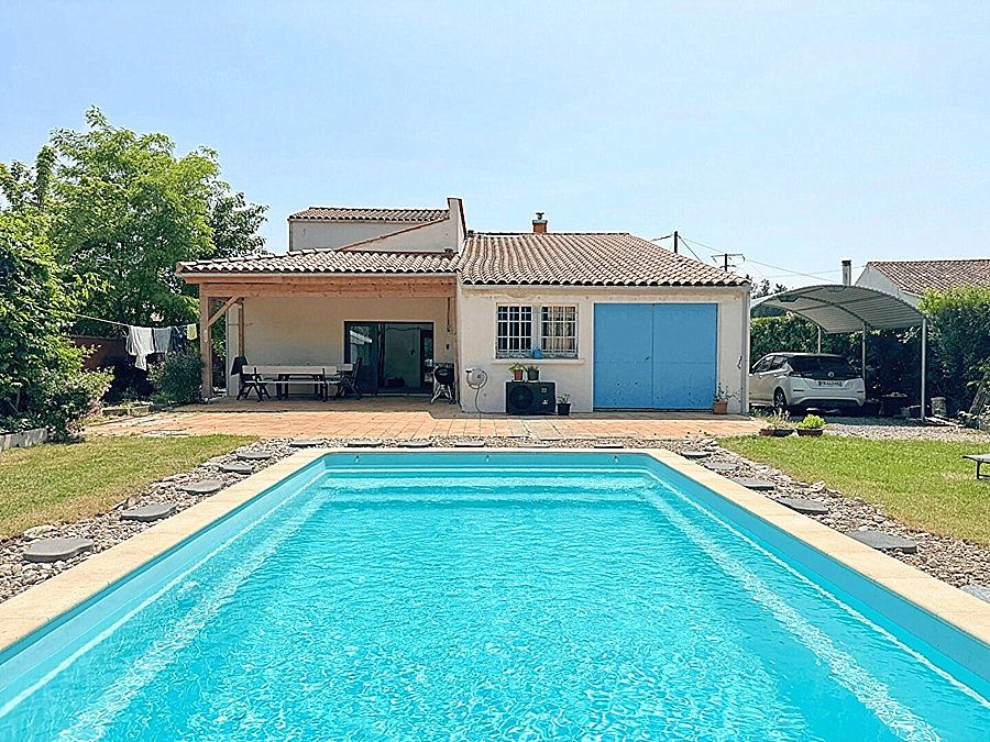 Maison en pierre 188 m² - terrain 9 000 m², piscine, 5 chambres, garage, dépendances