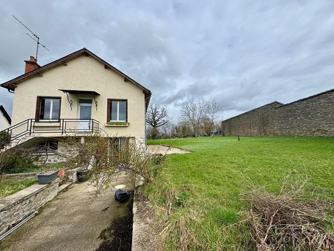 Maison Naucelle 5 pièce(s) 100 m2 avec terrain constructible