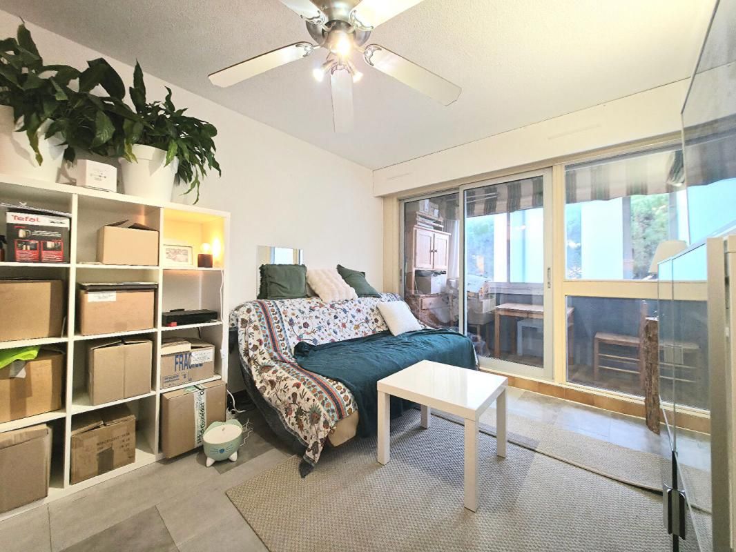 Charmant 2 pièces à 3 minutes de la mer Idéal pied-à-terre ou investissement 28 m2