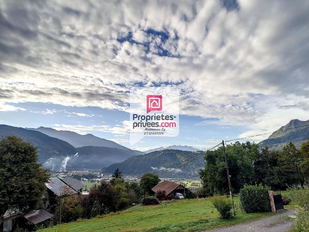 Maison Ugine 8 pièces 195 m2