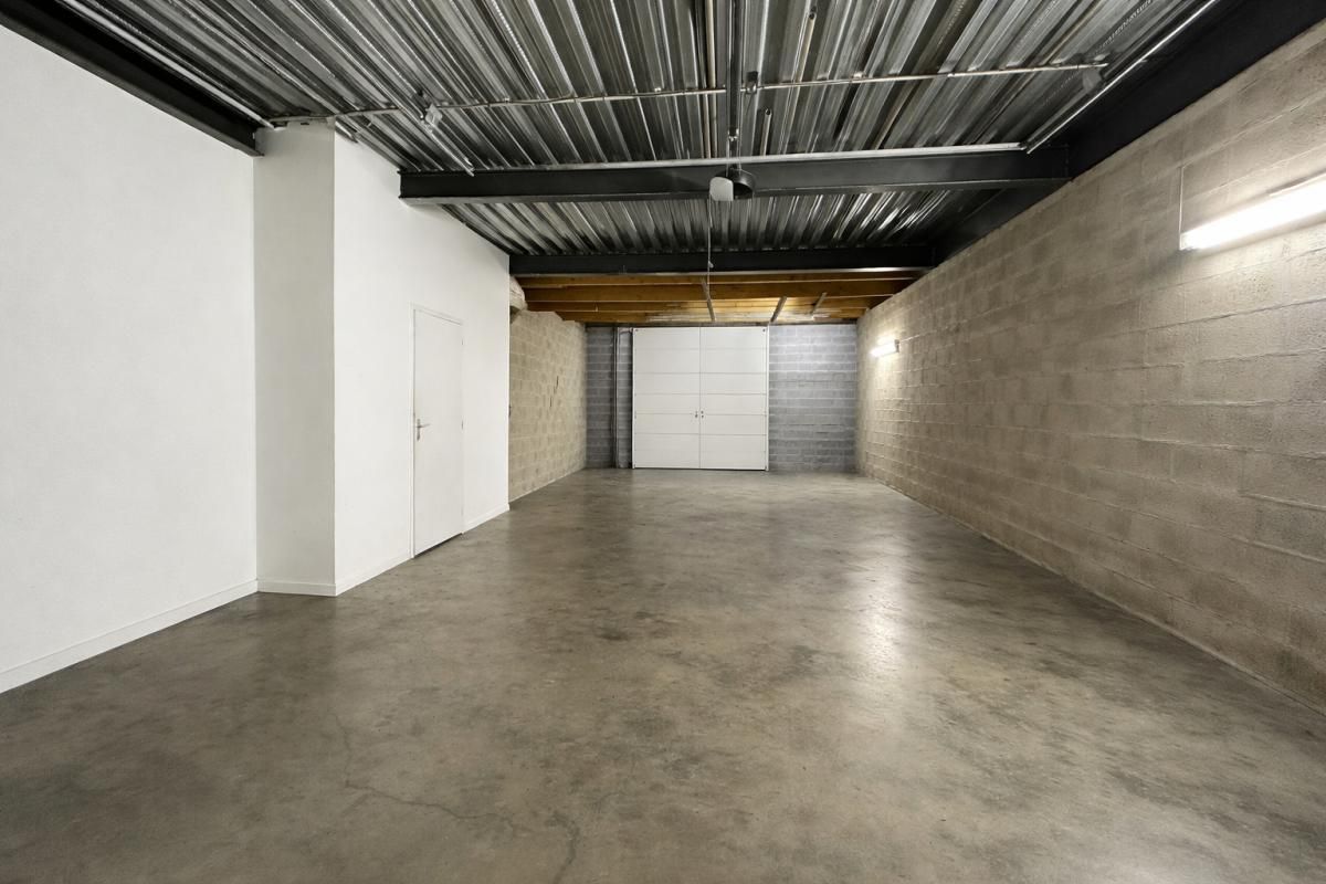 BRIE COMTE ROBERT - Location Local d'activité 138 m²