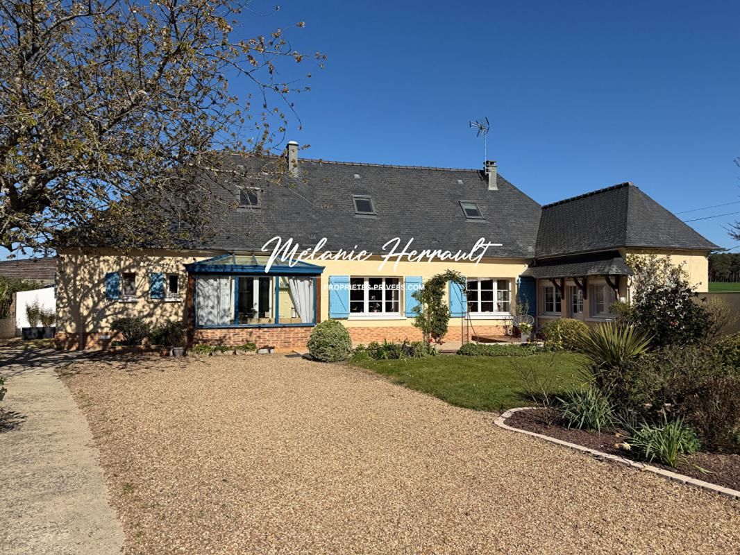 Maison - 5 pièces à St Mars d'Outillé (72220)