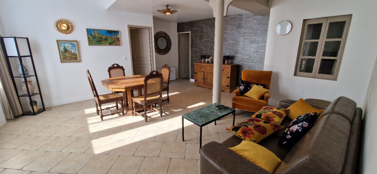 Maison de caractère avec chambres d hotes