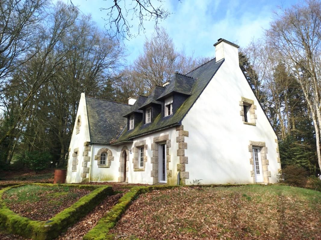 Grande maison familiale en campagne