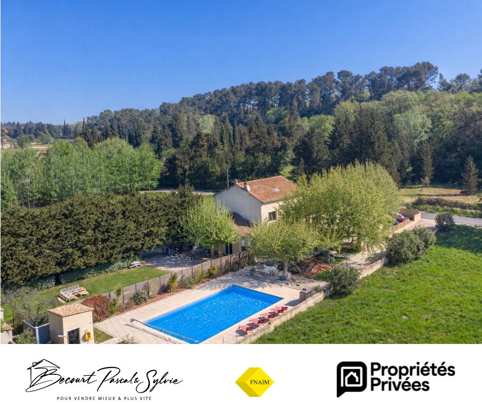 RARE SUR LE SECTEUR - Mas avec gîte, piscine + 5 300 m² au calme absolu