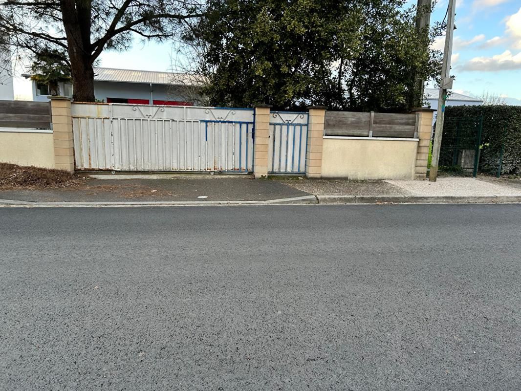 Terrain Eysines 350 m2