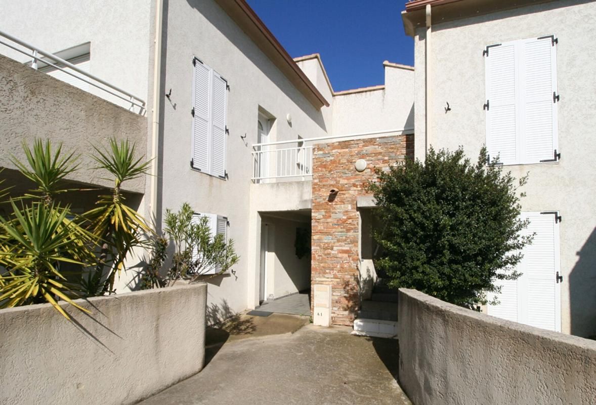 Appartement T3 - 66 M² Rez de jardin aux portes de Saint-Florent