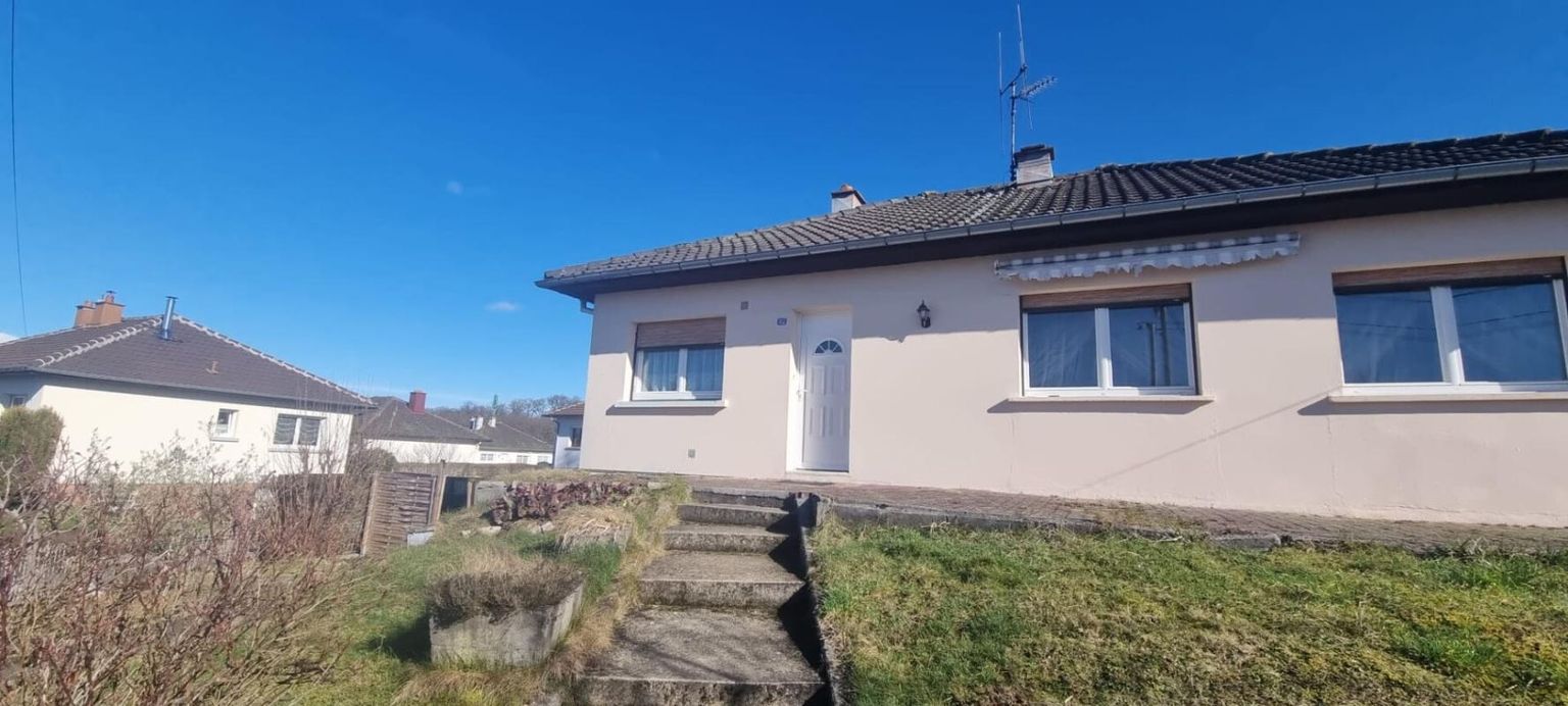 Maison familiale avec beau potentiel - CLASSE D -