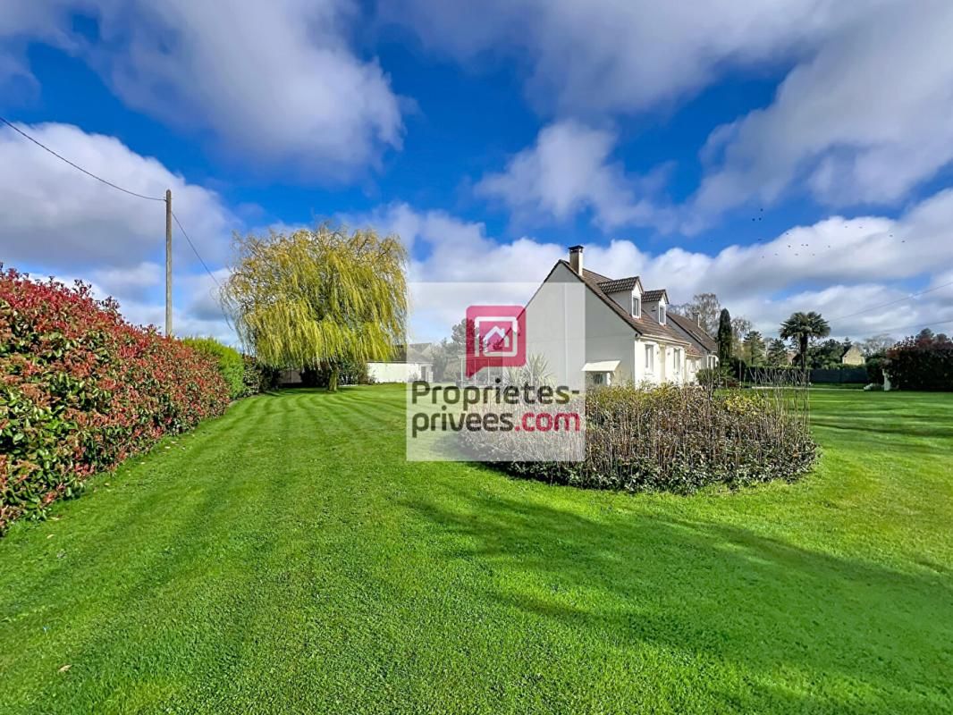 Maison 4 chambres et 1 bureau