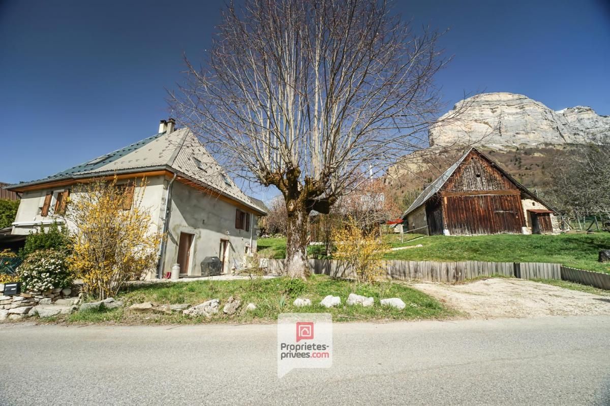 Plateau des Petites Roches (38660) - Maison - 3 chambres + grange +garage