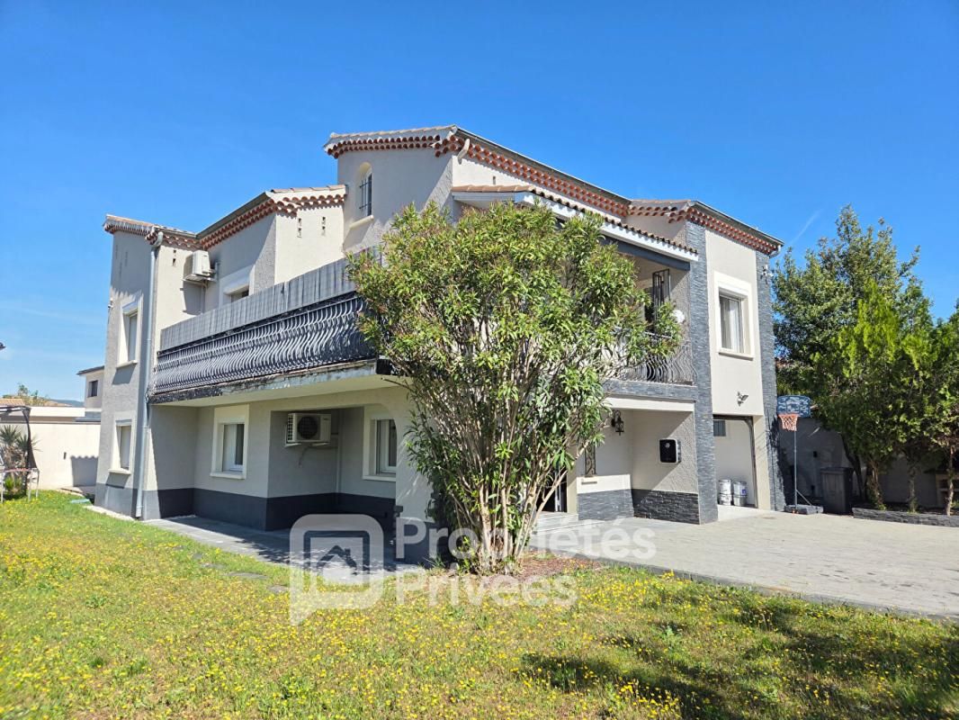 Maison Montélimar 7 pièces 181 m2