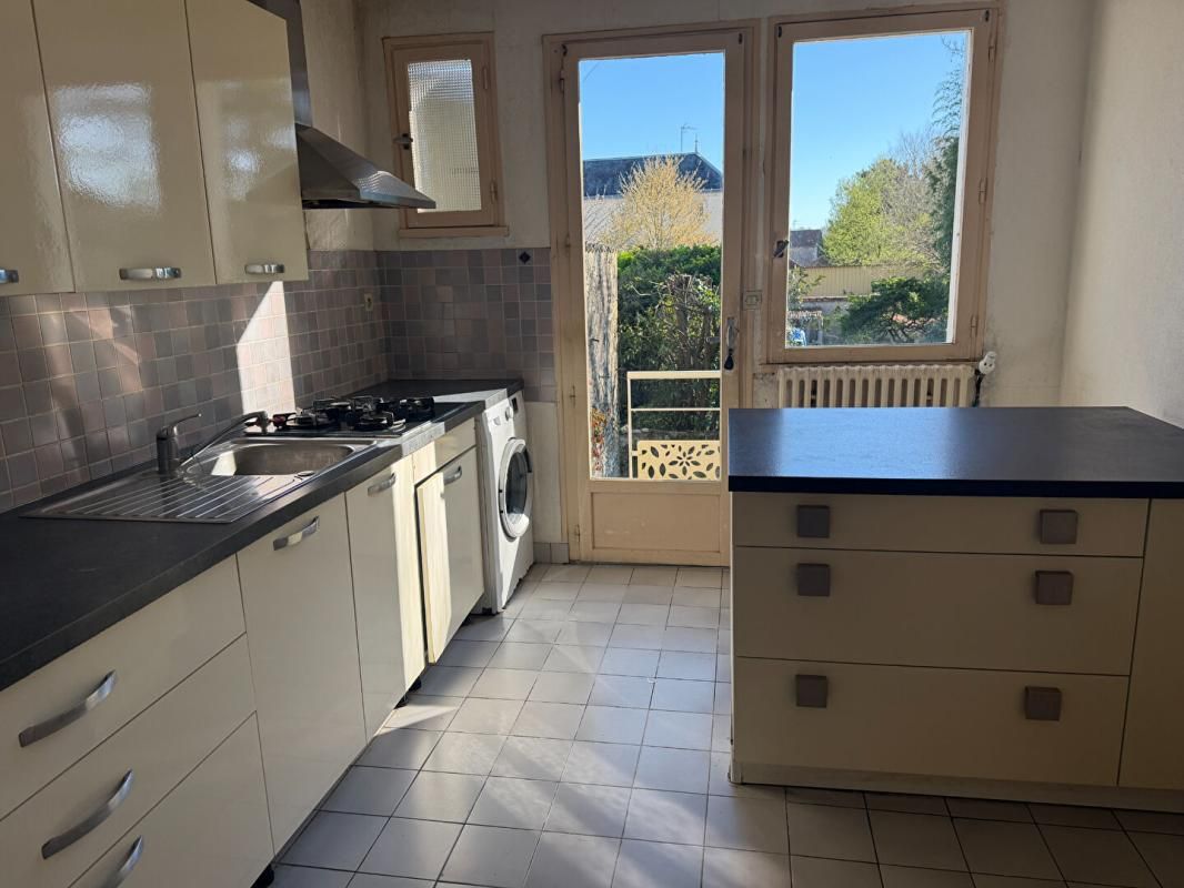 Maison Saint Maixent L Ecole 4 pièce(s) 90 m2