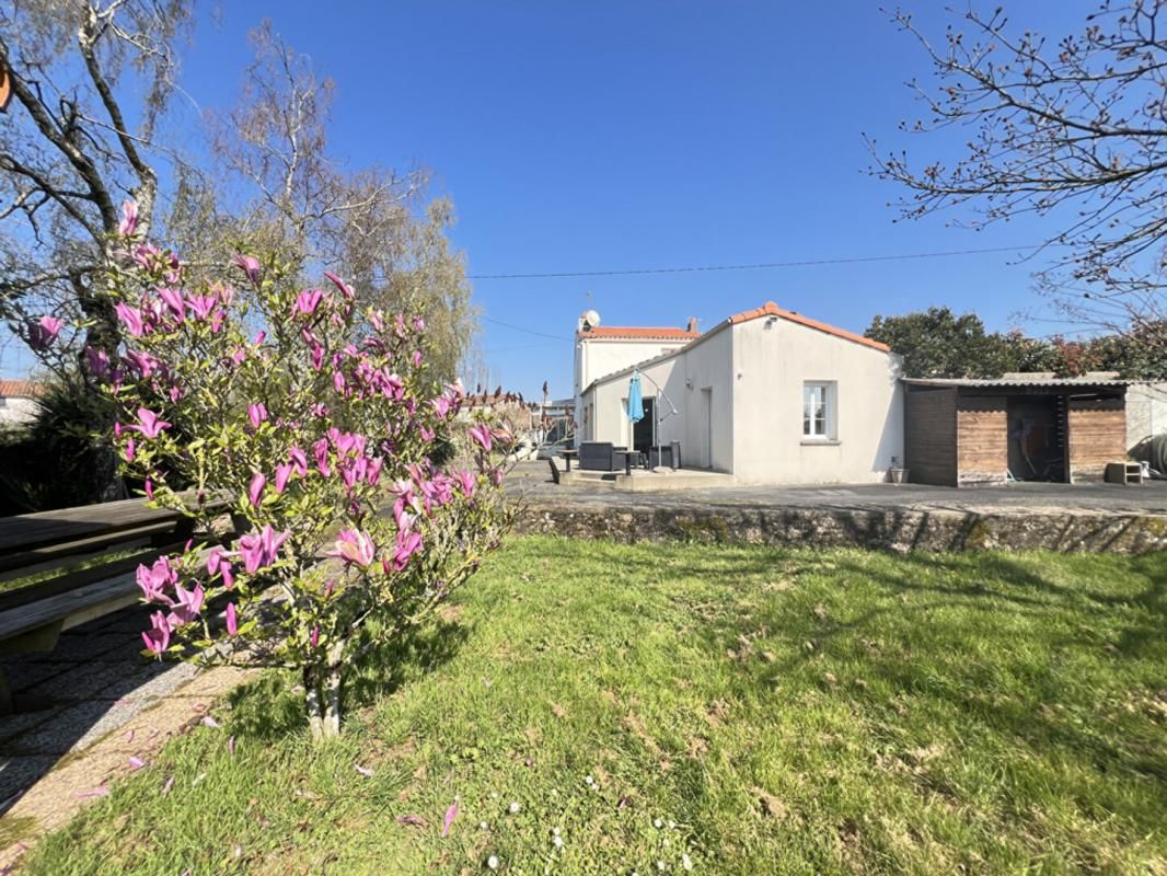 Maison Sevremoine 6 pièce(s) 141 m2