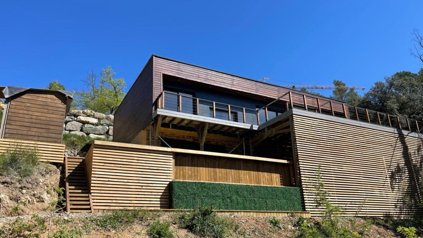Maison contemporaine ossature bois avec piscine