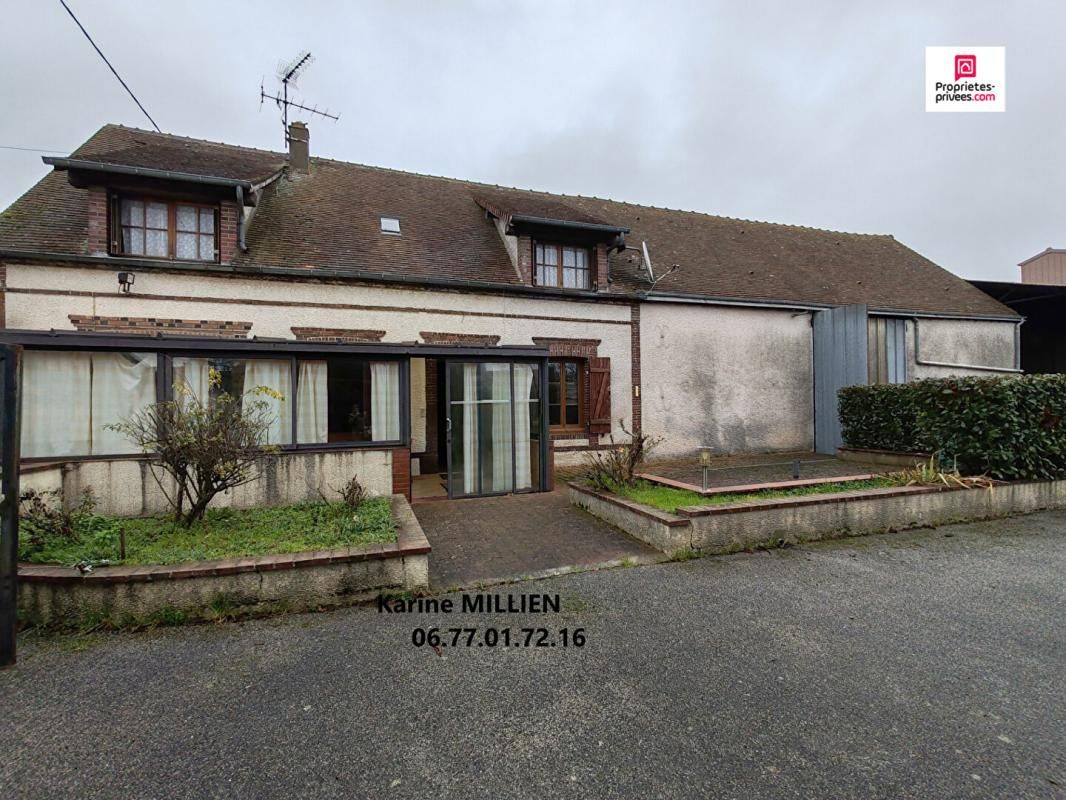 LA MADELEINE DE NONANCOURT Maison + Dépendances + Garage - Terrain - 209 000 HAI