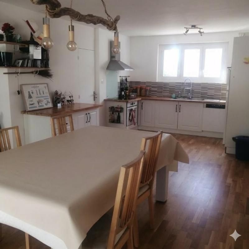 Maison Montady 4 pièce(s) 79 m2 -237300 E