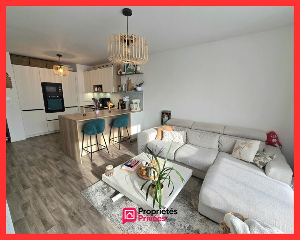 93190 LIVRY-GARGAN - Appartement 2 Pieces 41.10 m² - 1 Chambre -Balcon - Parking