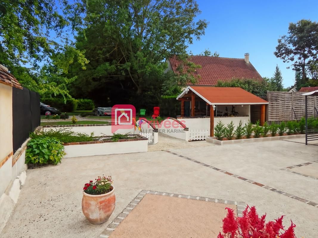 Maison Pont Sur Vanne 9 pièce(s) 260 m2