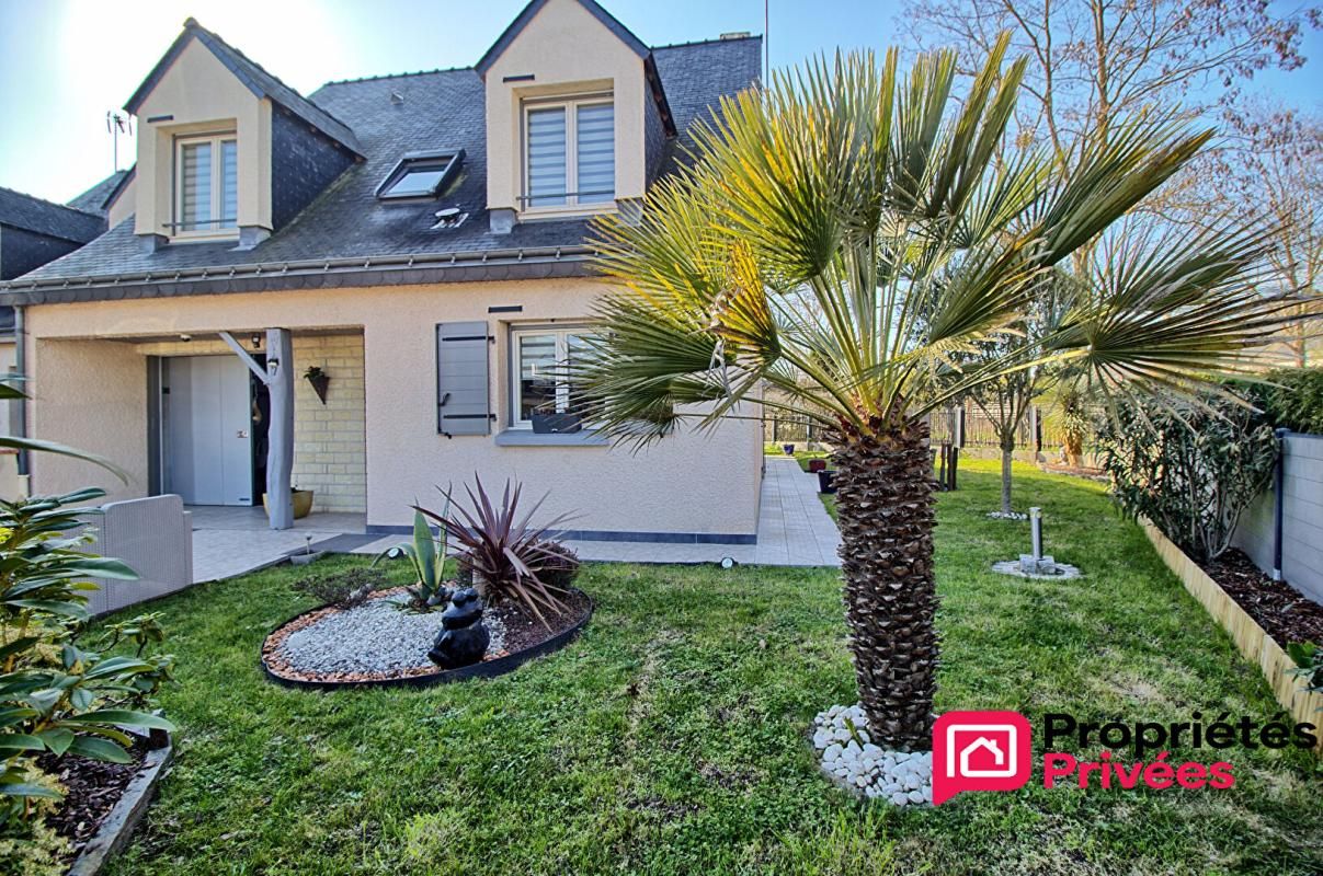 Maison centre Saint sylvain d'Anjou 120 m2 au calme square 4 chambres