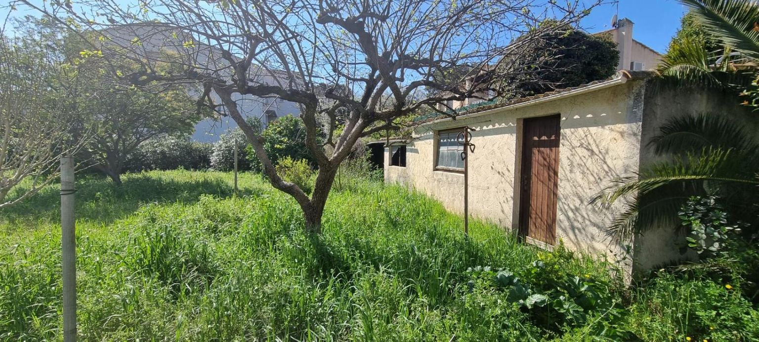 Terrain à bâtir La Ciotat 658 m2 avec permis de construire