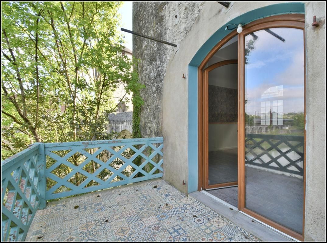 ORTHEZ - MAISON BEARNAISE RENOVEE - 170 M² HABITABLE