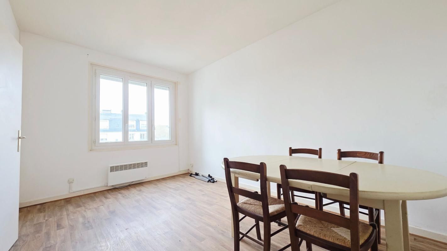 BOURGES CENTRE APPARTEMENT 42.3 m2 2 PIECES ASCENSEUR