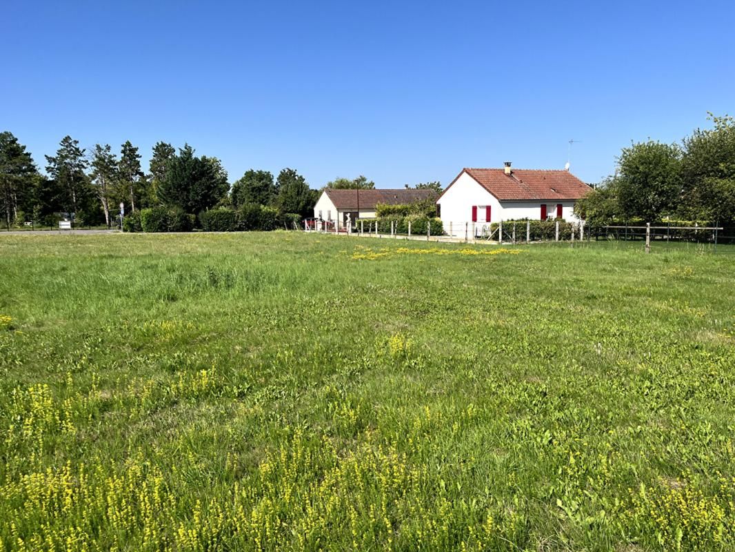 Terrain Les Grandes Chapelles 1720 m2