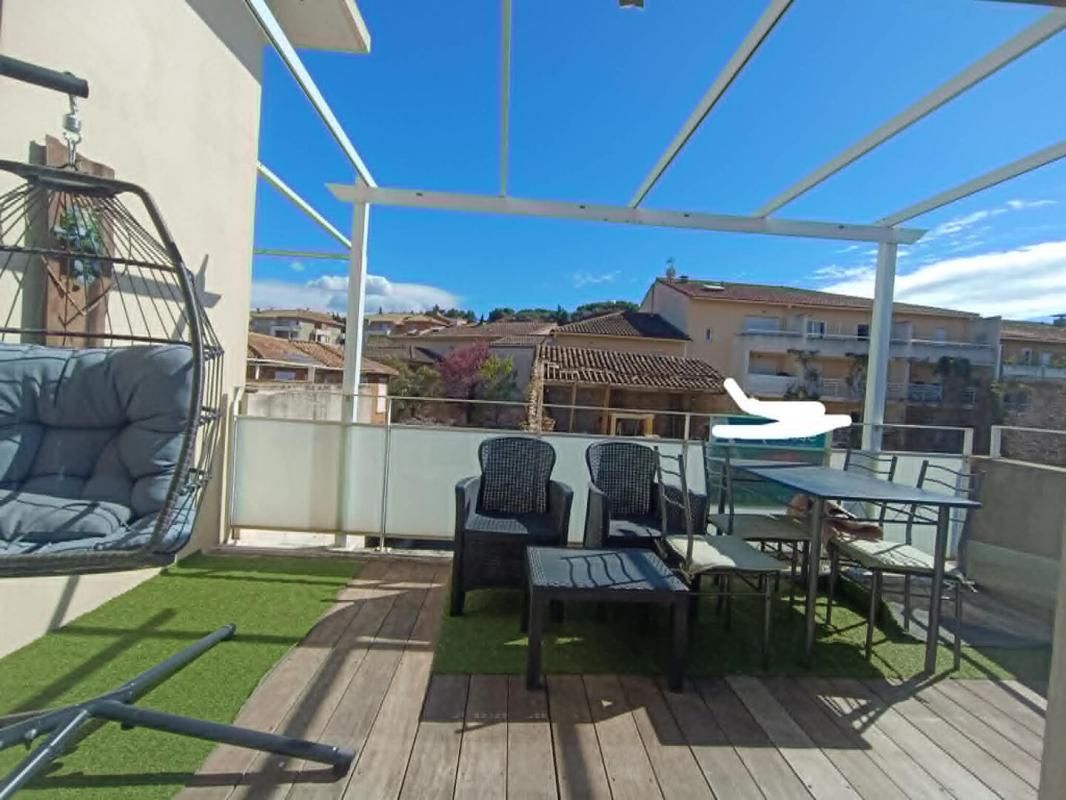 Appartement Istres 3 pièce(s) 65 m2 TERRASSE ET GARAGE