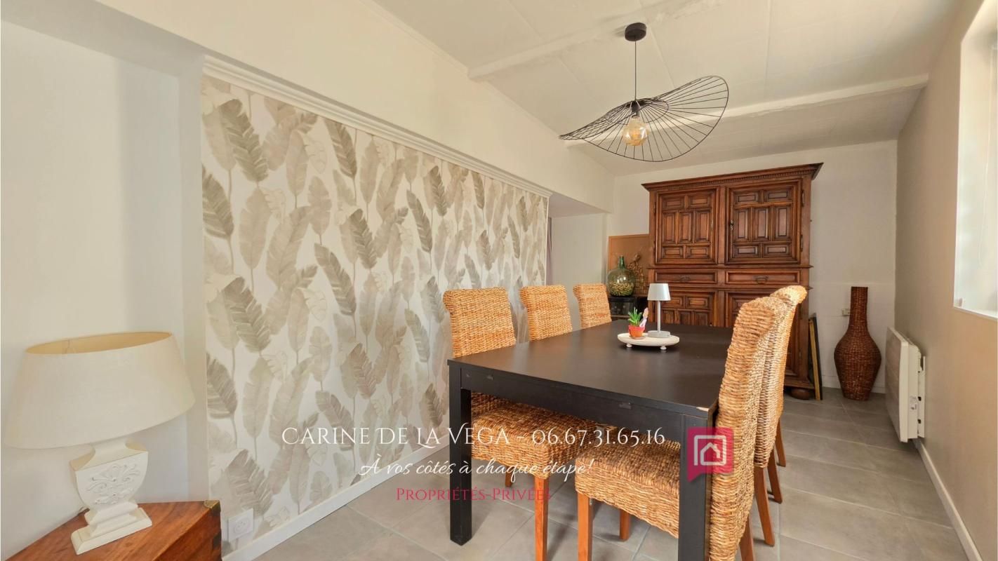 FOS (34) - Maison de village rénovée avec terrasse 60 m² et 6 caves - 126 m² de charme