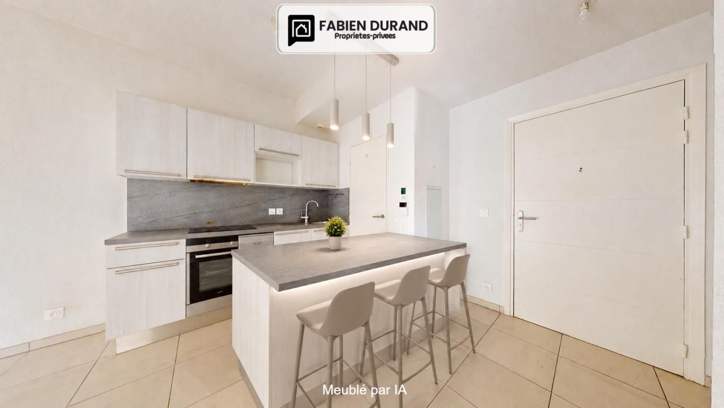 Nice Ouest Appartement 2 pièces avec grande terrasse et parking