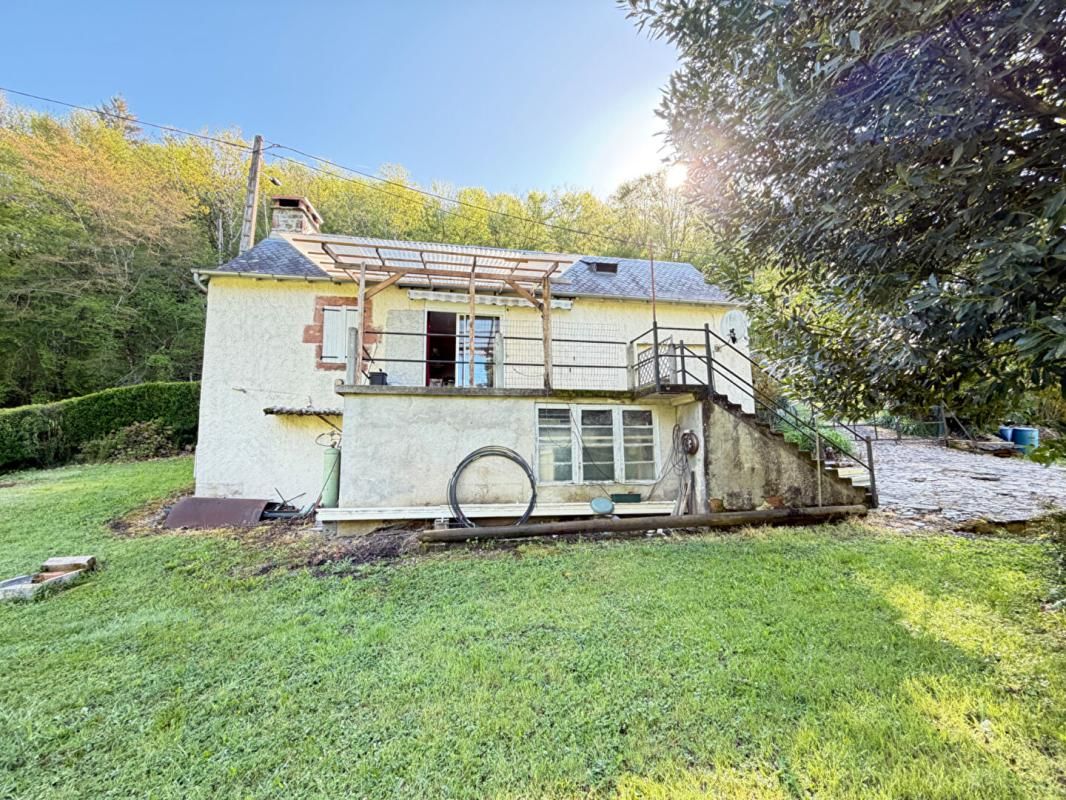 À 10 minutes de Brive maison en camapgne