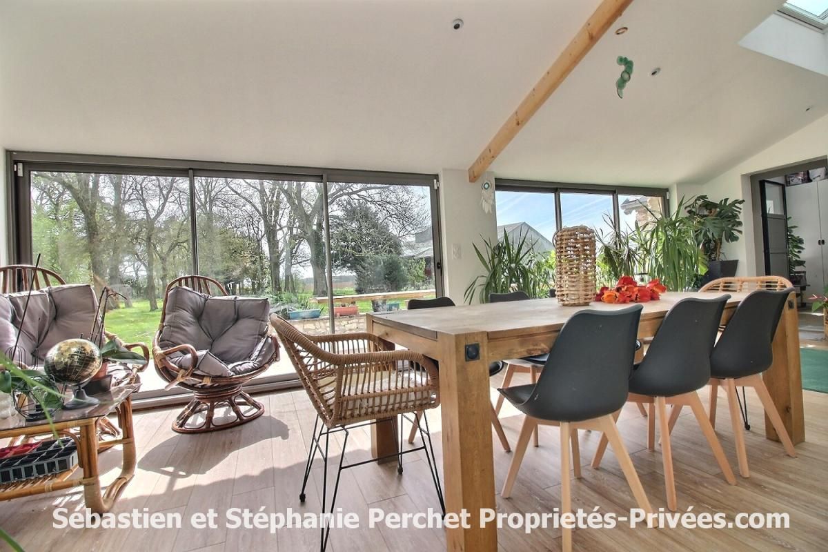 En exclusivité - Corps de ferme 362 m² - 8 chambres -terrain 1,2 ha - granges 500 m²