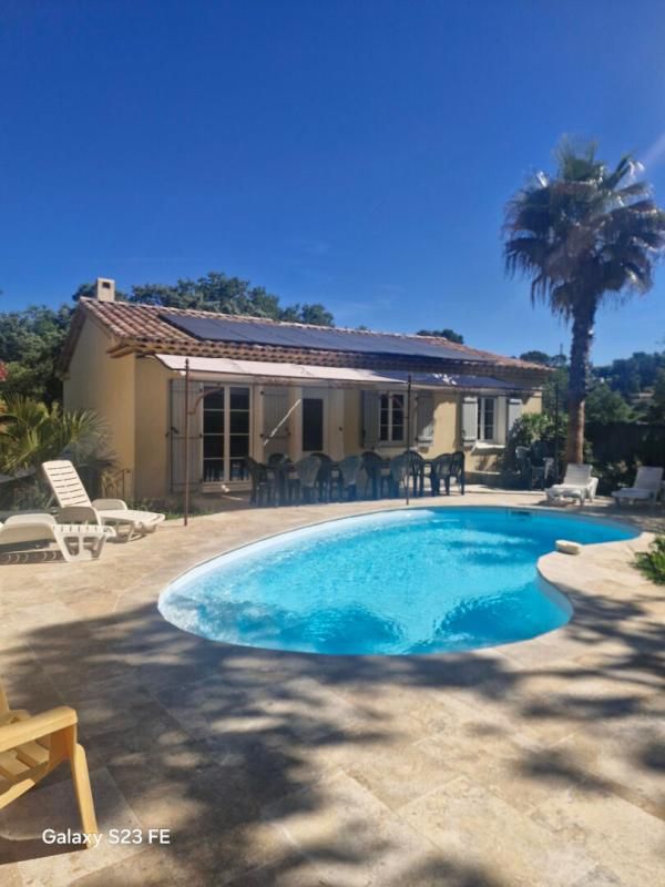 Au Thoronet Maison de 2019 7 pièce(s) 167 m2, terrain 600m², piscine-chauffée