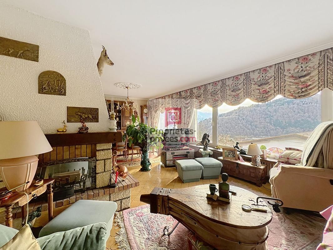 Maison avec T2 Ugine 7 pièces 323 m2