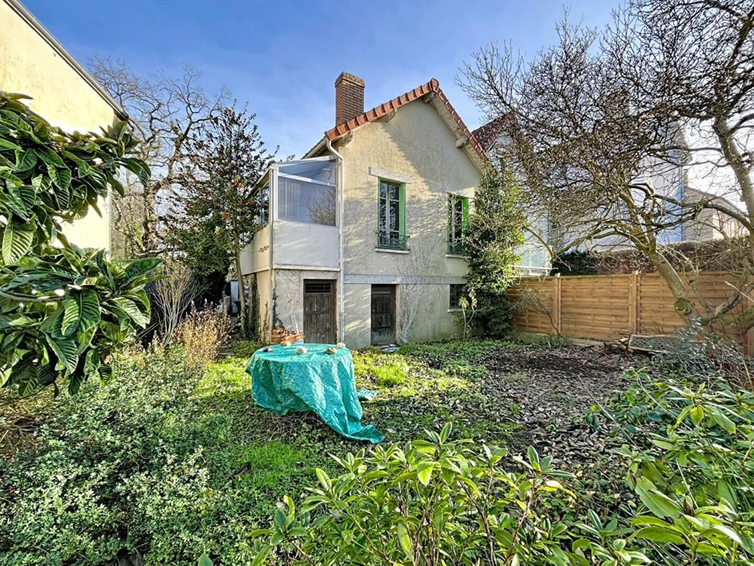 Maison à rénover de 83 m2 - Jardin Parisien