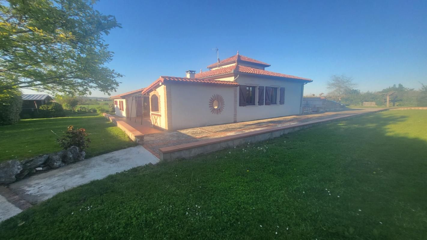 Maison Castelmayran 10 pièce(s) 255 m2