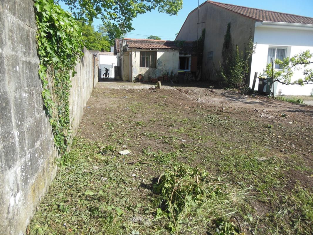Maison à rénover de 58 m² env. sur terrain de 540 m² env