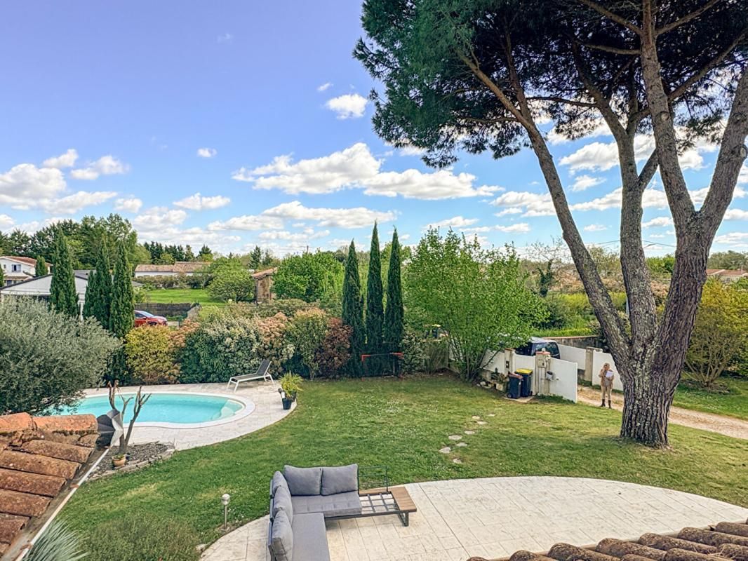 Maison T5 - Fronton - Jardin arboré et Piscine